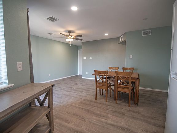 3rd image of 1840 Burton Dr APT 154