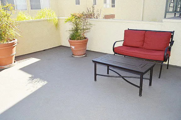 The Oaks Apartments — Photo 33