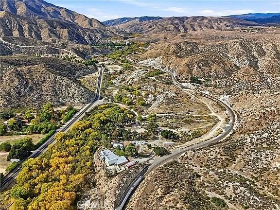 2nd image of 2 Soledad Canyon Rd #2-1/2