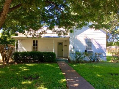 300 S Broadway St, Caldwell, TX, 77836