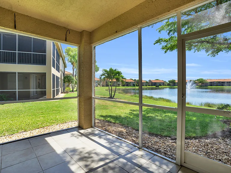 6560 Huntington Lakes Cir #1 — Photo 12