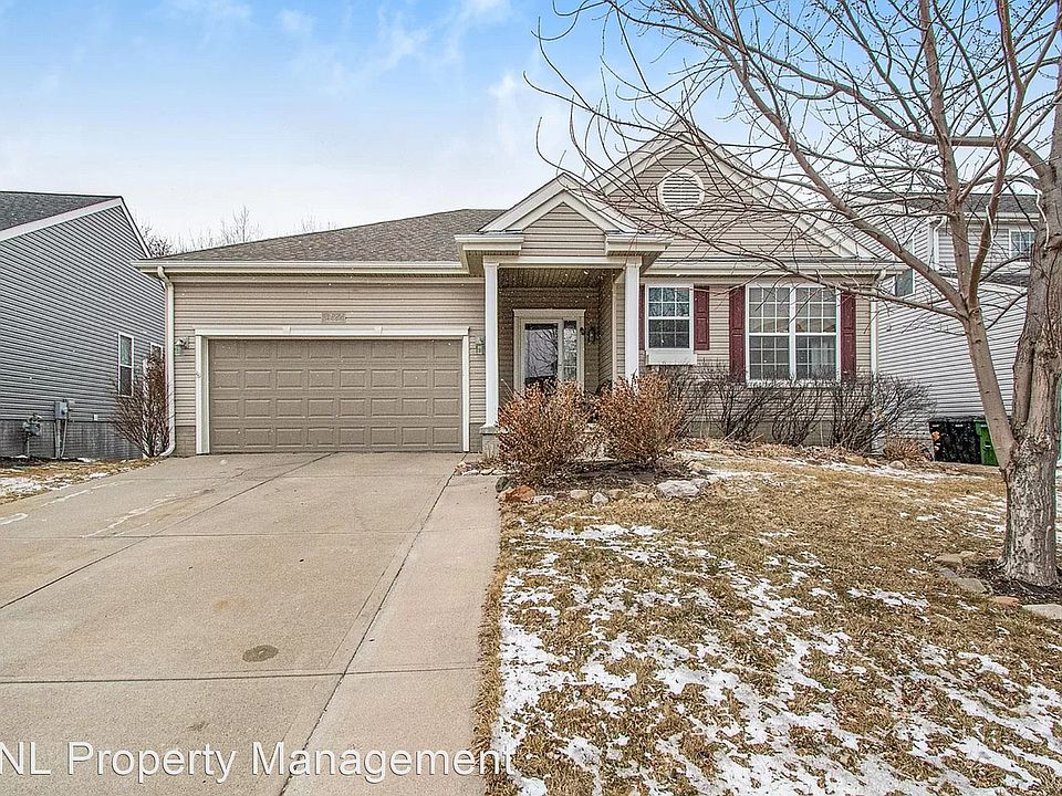 1st image of 4726 S 194th Ave