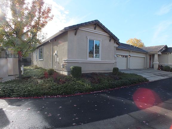 2nd image of 3378 Eskaton Dr