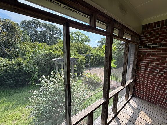 4th image of 6600 Walnut Cove Dr