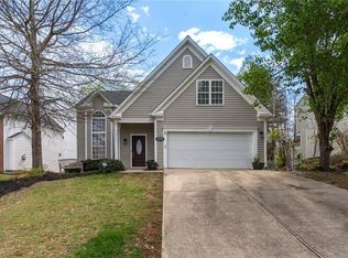 3908 Gisbourne Dr, Jamestown, NC 27282