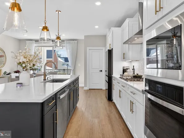 3757 Mayors Way, Fairfax, VA 22030