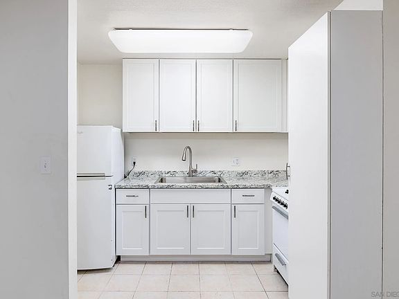 4th image of 1621 Hotel Cir S Unit E120