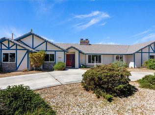 14655 Riverside Dr, Apple Valley, CA 92307
