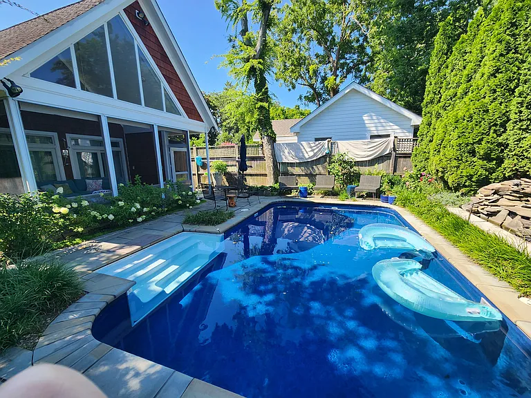 Pool area