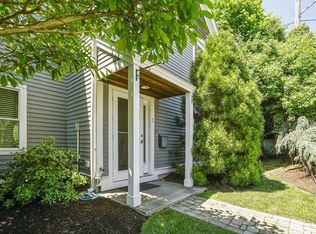 65 E Main St #3, Gloucester, MA 01930