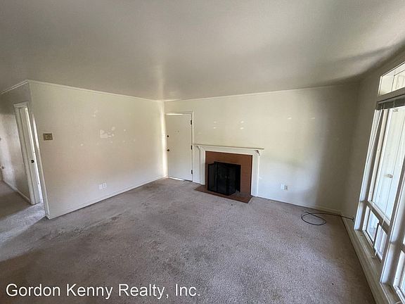 4th image of 112 Cuesta Dr