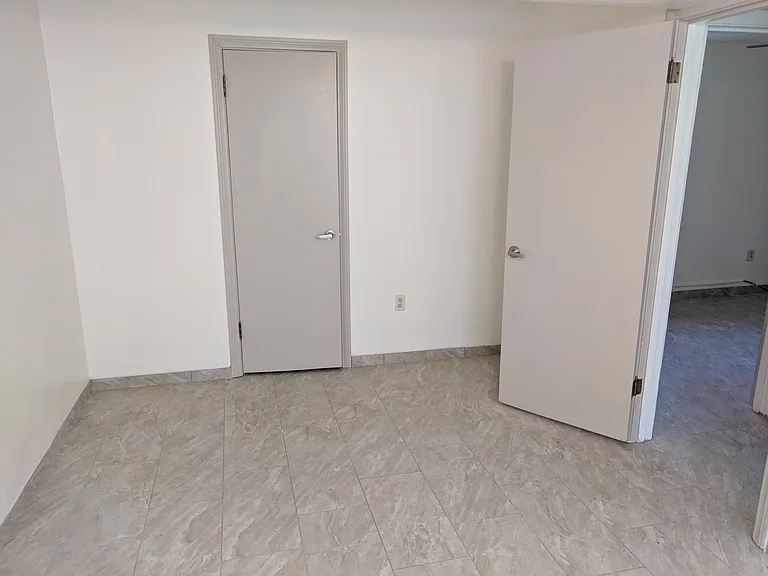 5506 Fifth Avenue — Photo 29