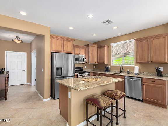 4th image of 27024 W TONOPAH Drive