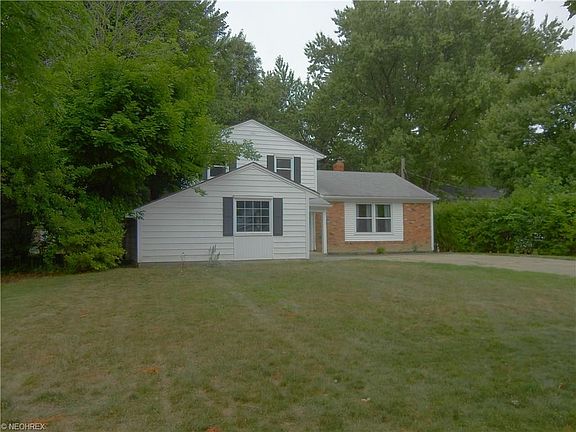 3rd image of 27254 Bellevue Dr