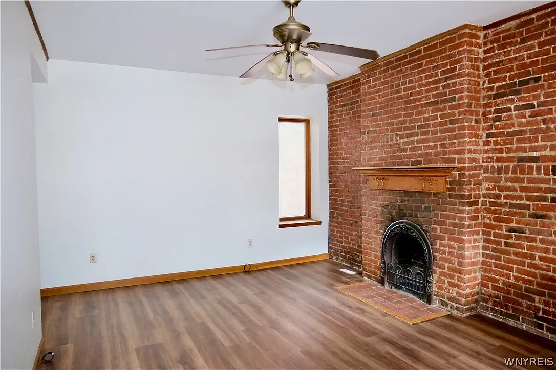 2 bed, 1.0 bath, 1250 sqft, $1,575 — Photo 3