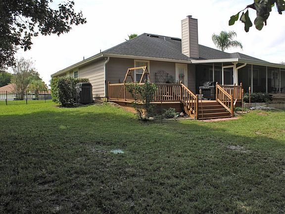 3rd image of 4379 Forest Edge Ct