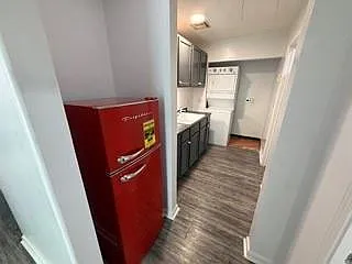 4304 S Claiborne Ave — Photo 4