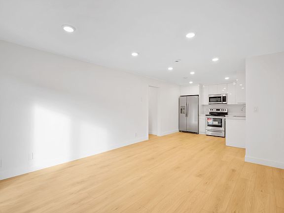 4th image of 2901 4th St APT 210