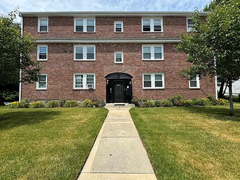 4907 Washington St #3R — Photo 19