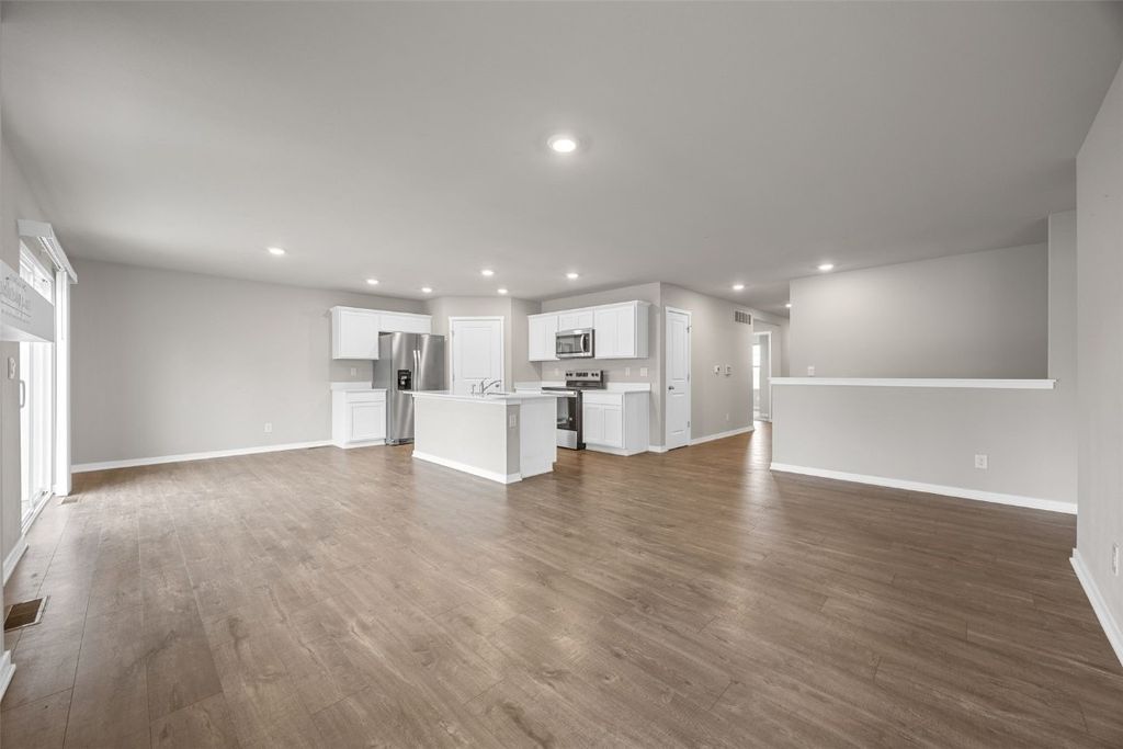701 Prairie View Dr, West Branch, IA - View 6