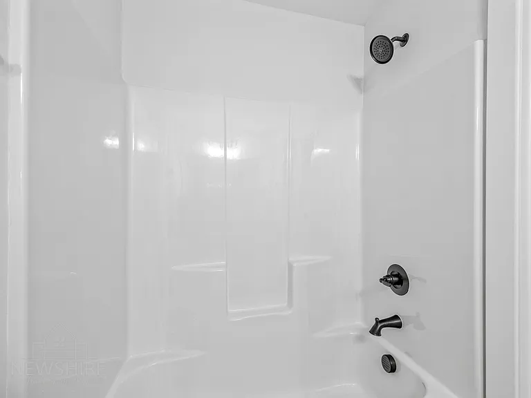 Townes at Converse Luxury Townhomes — Photo 6