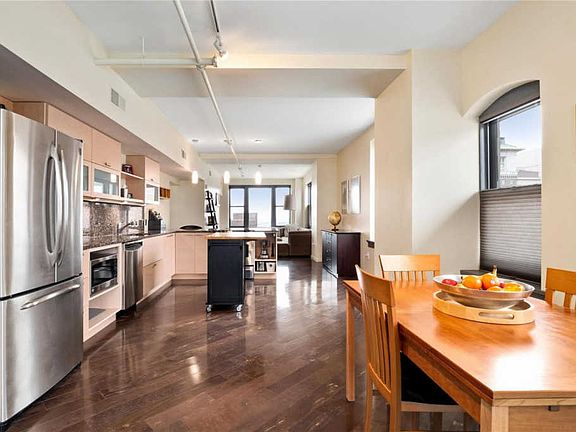 2nd image of 915 Olive St APT 1301