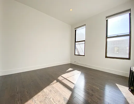 Rented by (Legacy) NY Quality Living Uptown | media 17