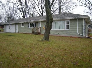25 N Park St, Clintonville, WI 54929
