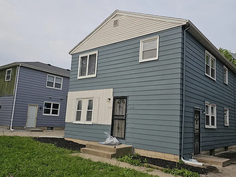 5854 N 64th St — Photo 2