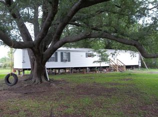 158 Griffin Ln, Golden Meadow, LA 70357