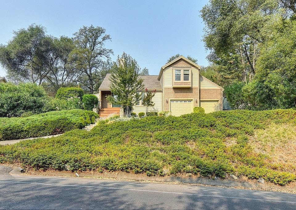 1st image of 18062 Wildflower Dr