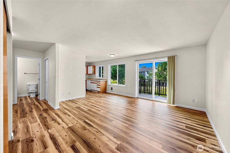 4th image of 4255 Wintergreen Circle #274