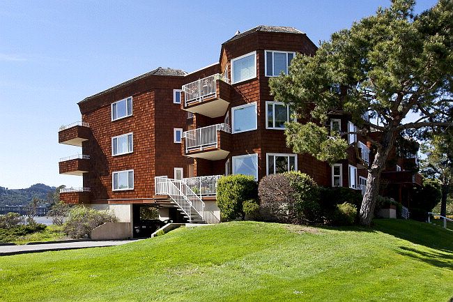 1st image of 150 Seminary Dr APT 1A