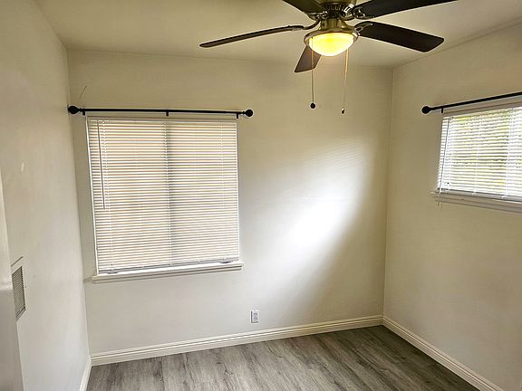 3rd image of 56 N Parkwood Ave APT 2