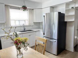 40 N Woodrow Blvd, Toronto, ON M1K1W3