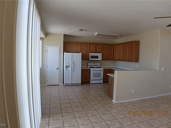 4th image of 7114 Shimmering Ave