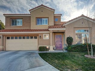 8701 Summer Ridge Dr, Las Vegas, NV 89134