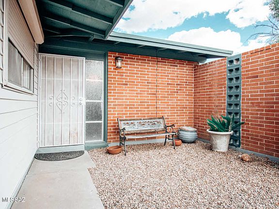2nd image of 8411 E Malvern Pl