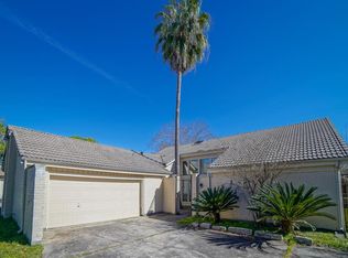 8018 Bayou Forest Dr, Houston, TX 77088