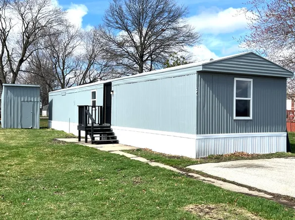 34 The Oaks, Tolono, IL 61880