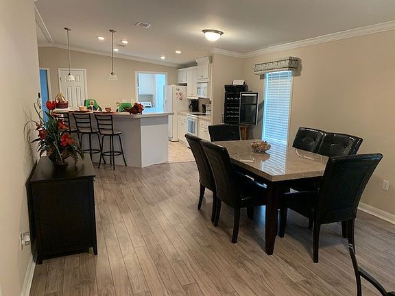 4th image of 8863 Castle Dr