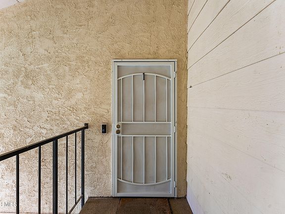 5th image of 44424 15th St E APT 1