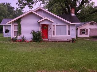 402 Clarksville Rd, Bogata, TX 75417