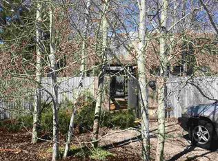 462 Vista Joya, Santa Fe, NM 87505