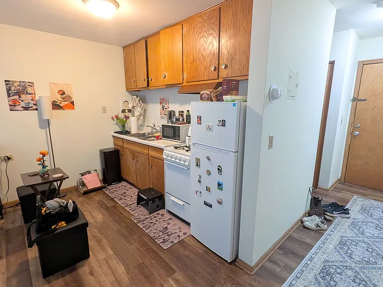 1215 4th St SE — Photo 12
