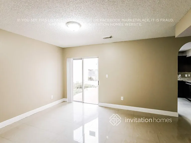 15400 SW 59th St — Photo 6