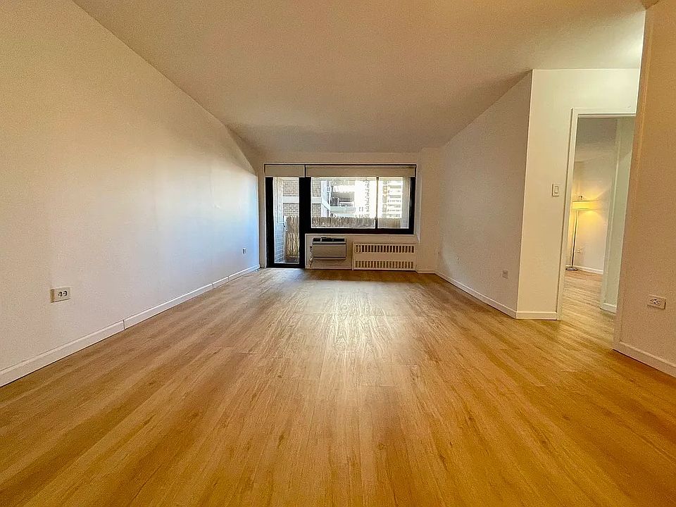 1st image of 100 Beekman St APT 5M