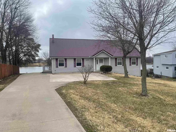 1270 W Lakeshore Dr, Fowler, IL 62338
