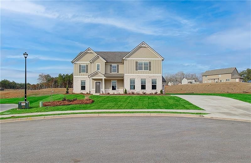 1st image of 592 Saltbox Ln