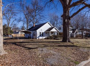 306 Danforth St, Charleston, MO 63834